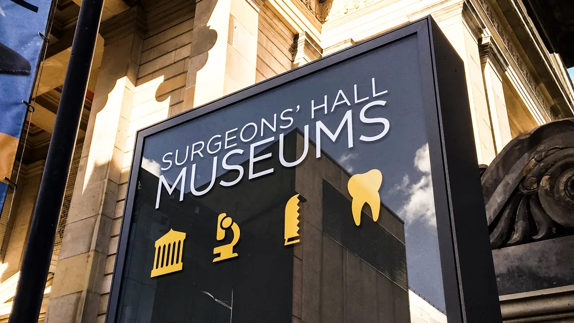 Stumpy Surgeons Hall Visit